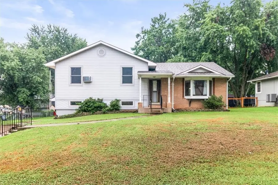 703 E Maple Street, Archie, MO 64725 - #2