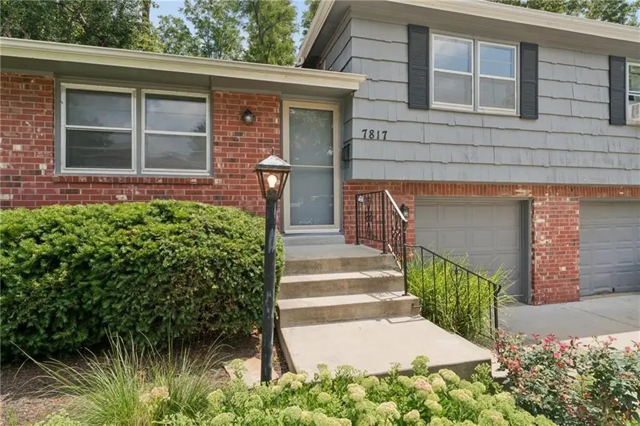 7817 England Drive, Overland Park, KS 66204 - #3
