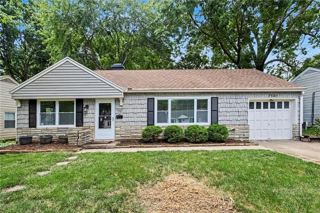 7540 Rainbow Drive, Prairie Village, KS 66208 - #1
