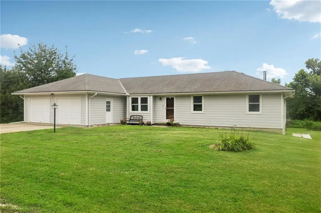 18591 Cantrell Road, Linwood, KS 66052 - #1