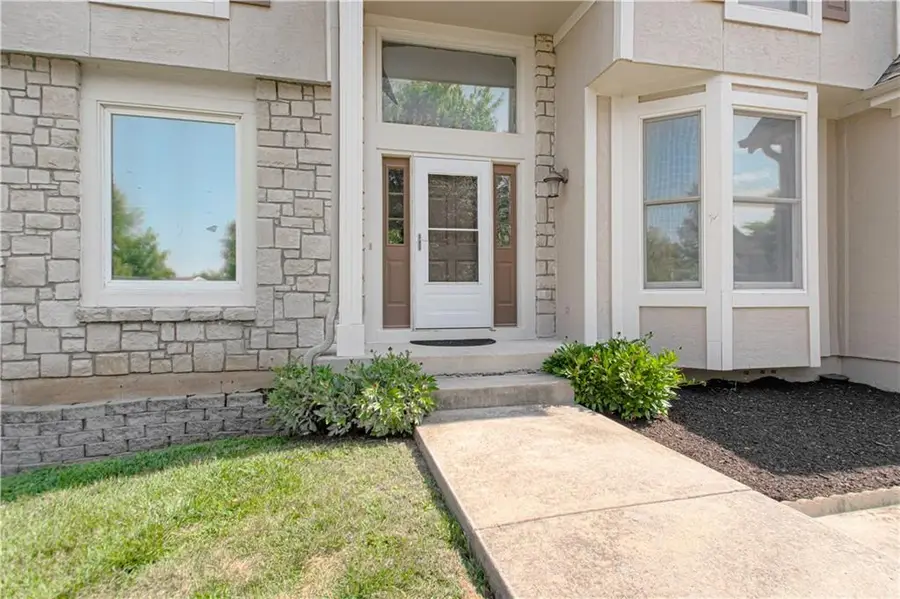 22306 W 51st Terrace, Shawnee, KS 66226 - #2