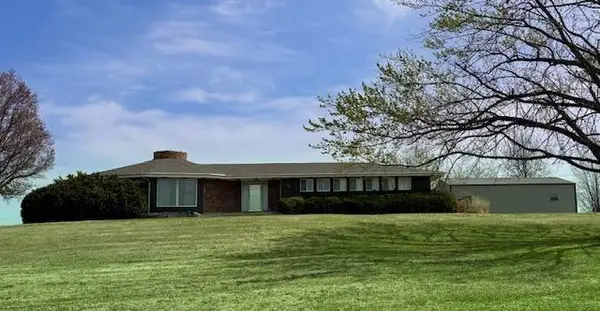 1335 2000th Street, Iola, KS 66749