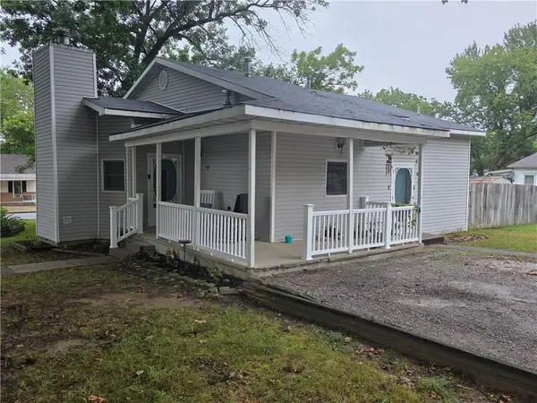 528 W Ashland Street, Nevada, MO 64772