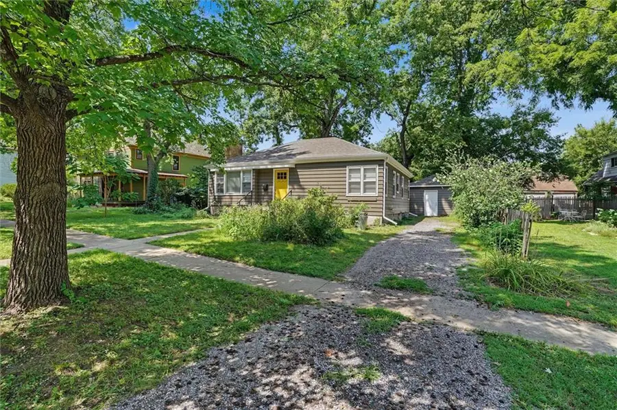 709 Illinois Street, Lawrence, KS 66044 - #2