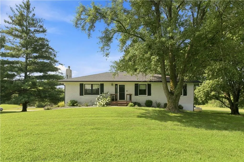 18043 150th Street, Basehor, KS 66007 - #1