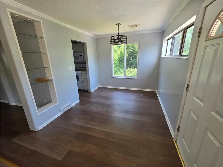 1006 W Maple Avenue #B, Independence, MO 64050 - #3