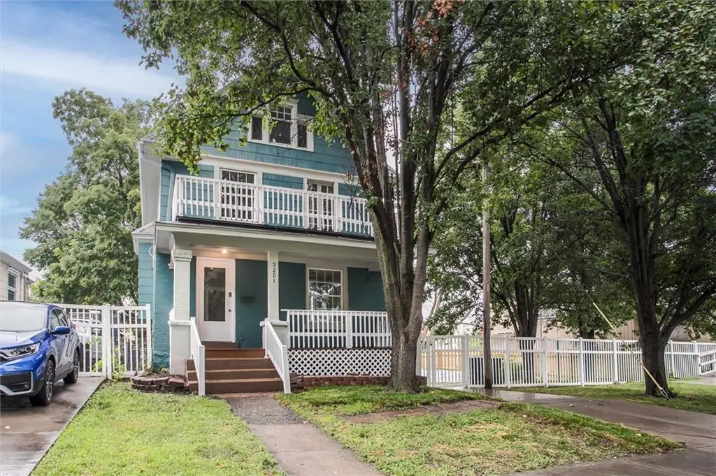 3201 Mcgee Street, Kansas City, MO 64111 - #1