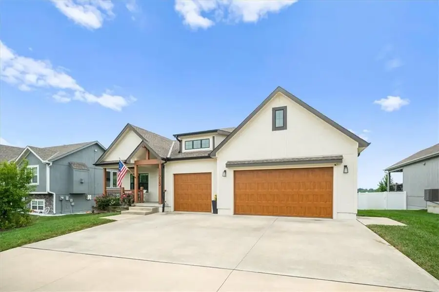 11715 E 229th Street, Peculiar, MO 64078 - #3