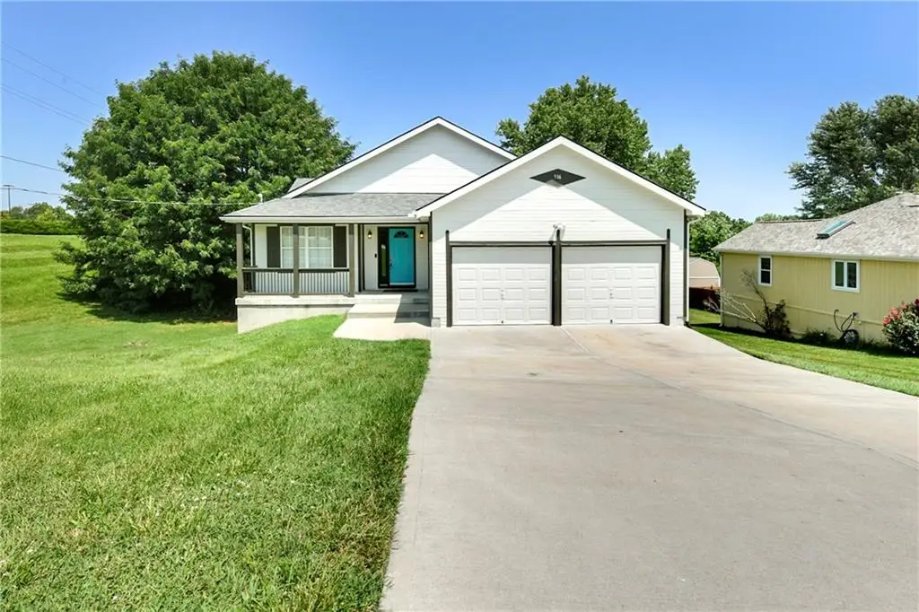 916 Lewis Drive, Leavenworth, KS 66048 - #1