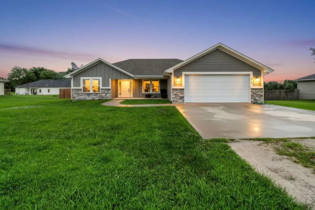 319 W Pacific Street, Kingsville, MO 64061 - #1