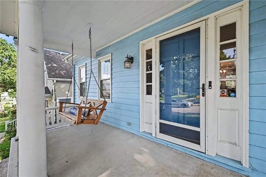 2823 Charles Street, Saint Joseph, MO 64501 - #3