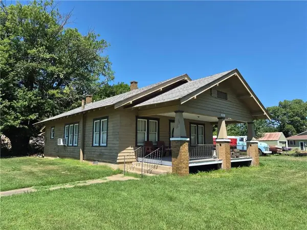 409 Wyandotte N/a, Longton, KS 67352