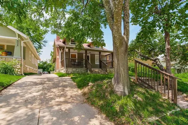 5026 Virginia Avenue, Kansas City, MO 64110