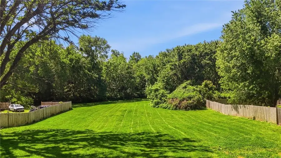 1013 W Linden Avenue, Independence, MO 64052 - #2