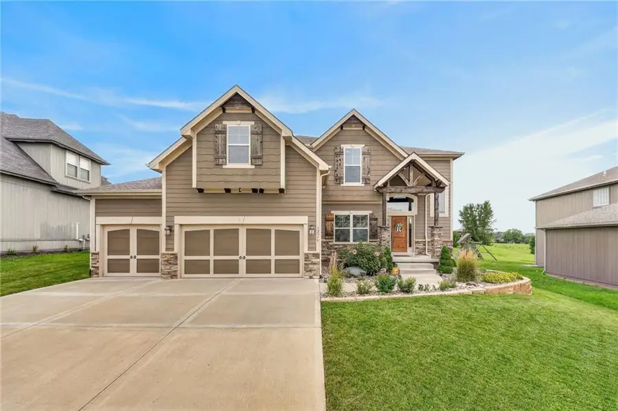 12975 N Champanel Way, Platte City, MO 64079 - #2