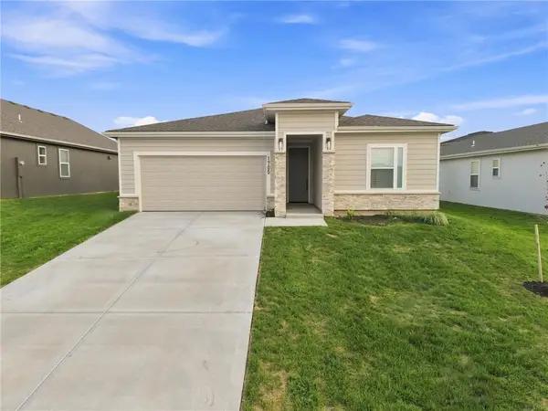 1705 NW 105th Terrace, Kansas City, MO 64155
