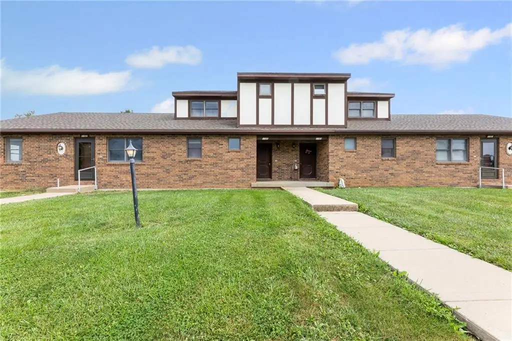 1113 Durham Drive, Paola, KS 66071 - #1