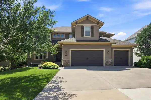 16532 Cody Street, Overland Park, KS 66221