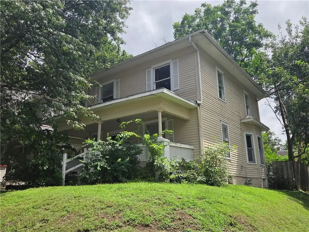 2902 Lafayette Street, Saint Joseph, MO 64507 - #1