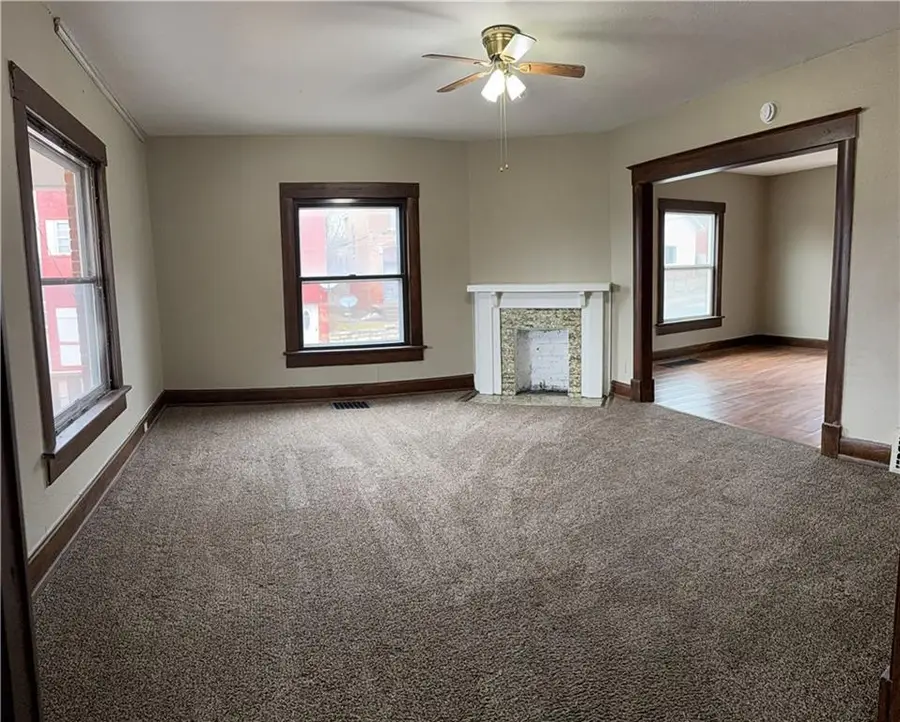 113 N 17th Street, Saint Joseph, MO 64501 - #2