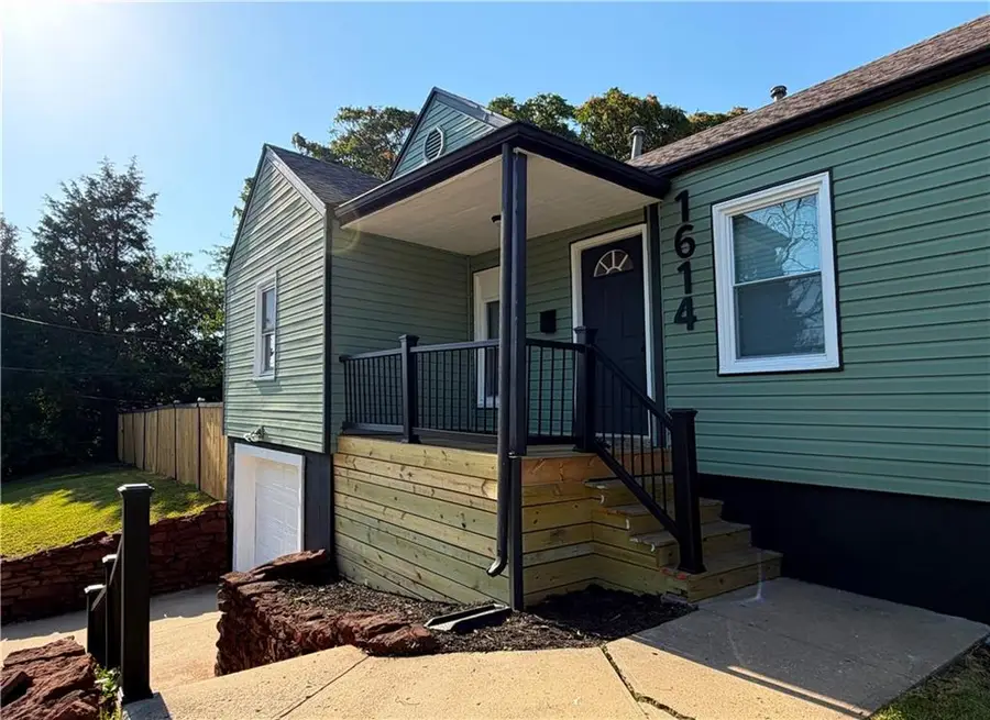 1614 E 85th Street, Kansas City, MO 64131 - #2