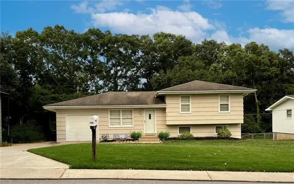 7309 N Avalon Street, Kansas City, MO 64152