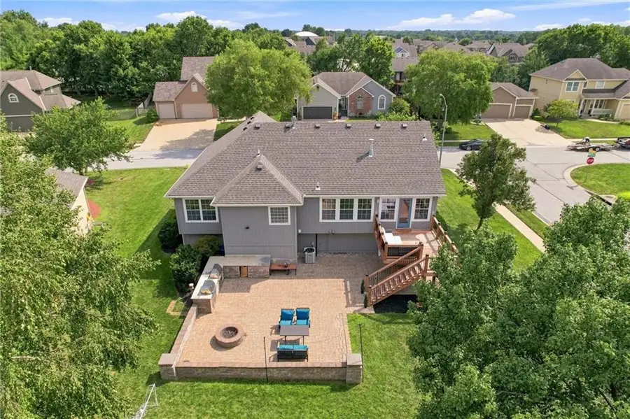 806 SW 34th Terrace, Lees Summit, MO 64082 - #3