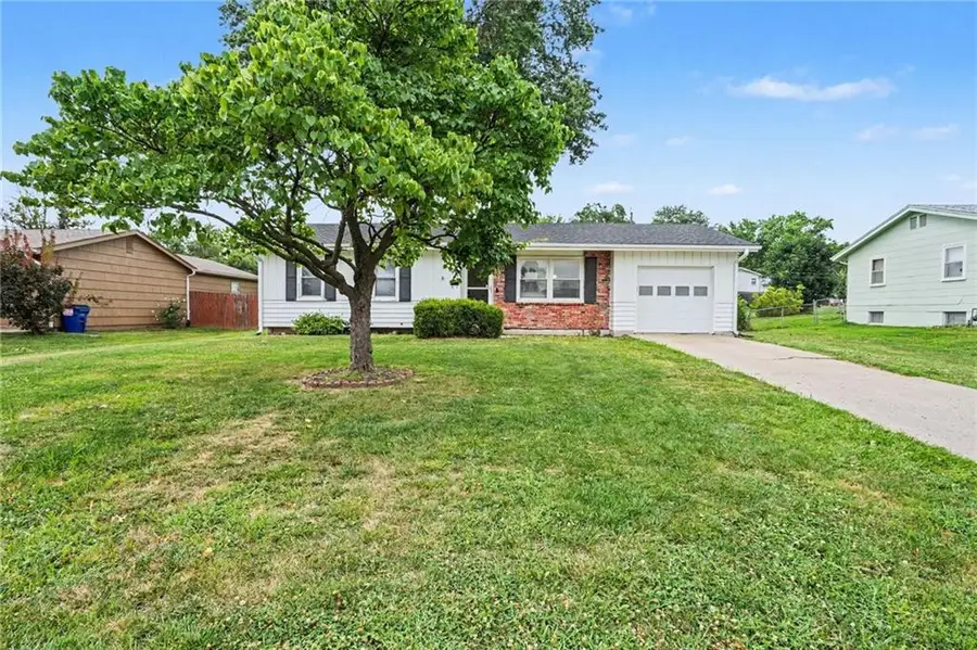 3110 NE 66th Street, Gladstone, MO 64119 - #3