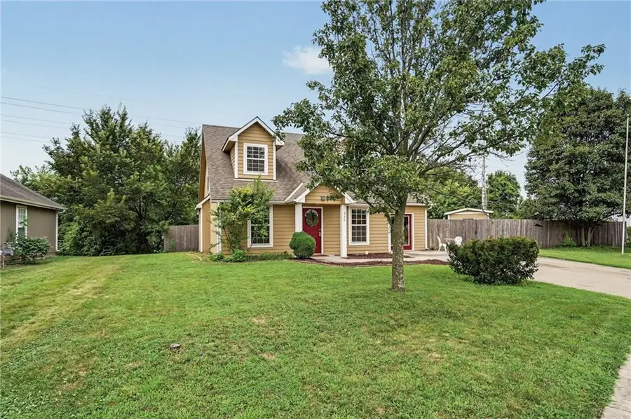256 N Alder Street, Gardner, KS 66030 - #2