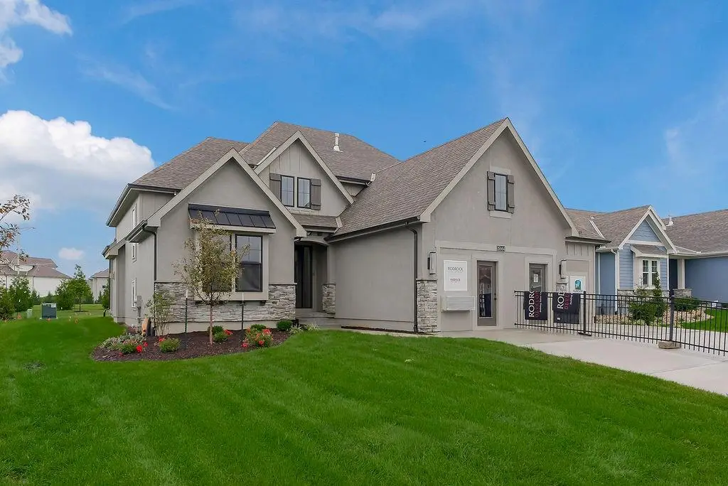 15564 W 168th Terrace, Olathe, KS 66062 - #1