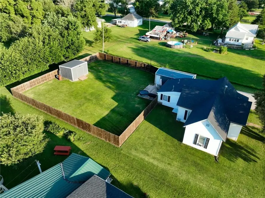 312 S Sycamore Street, Fairview, KS 66425 - #3