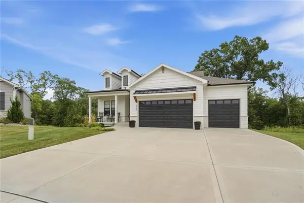 4500 NW 49th Court, Riverside, MO 64150