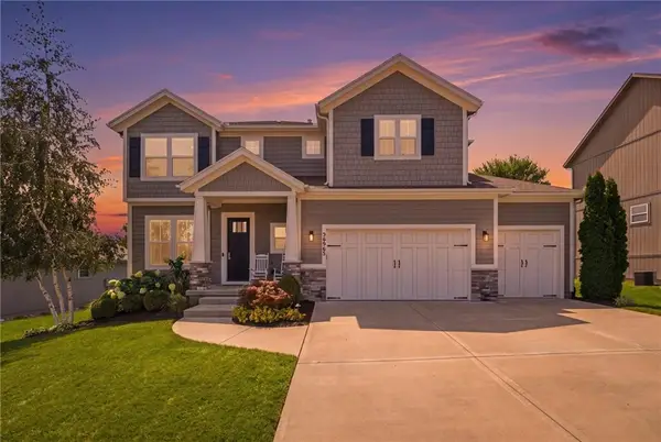 20905 W 72nd Street, Shawnee, KS 66218