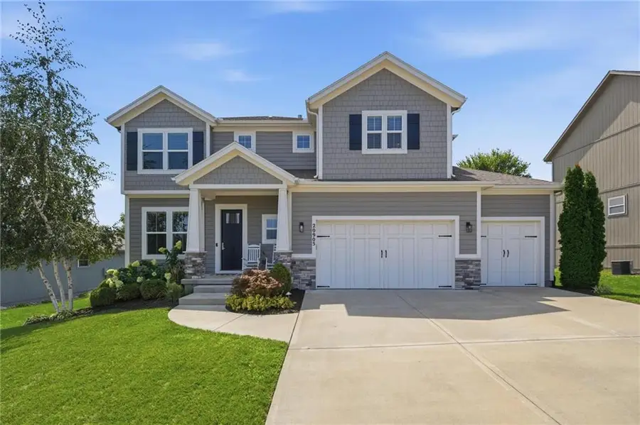 20905 W 72nd Street, Shawnee, KS 66218 - #2