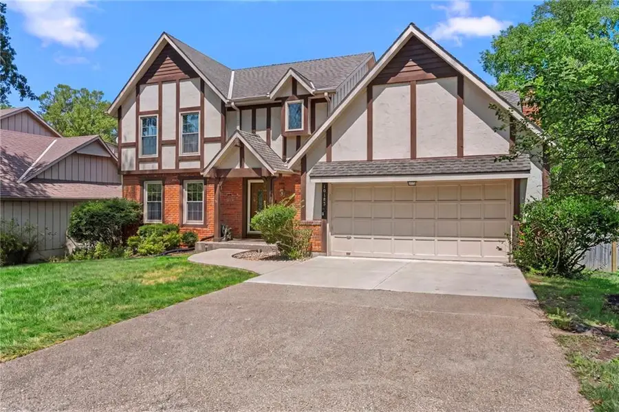 10183 Switzer Road, Overland Park, KS 66212 - #2