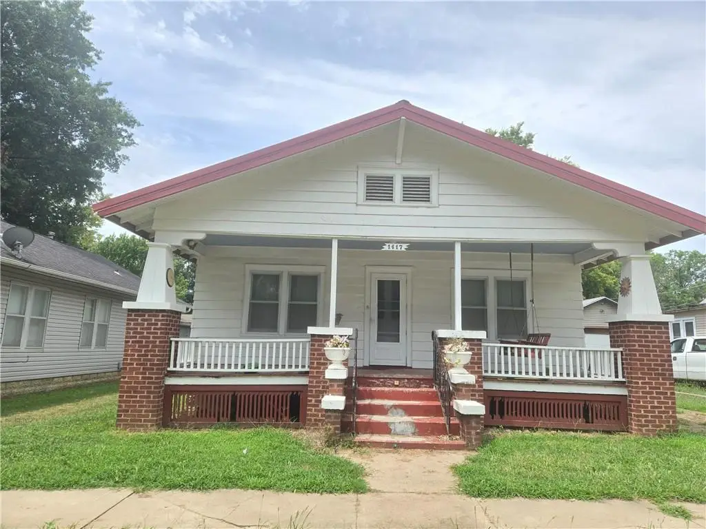 1417 N 8th Street, Independence, KS 67301 - #1