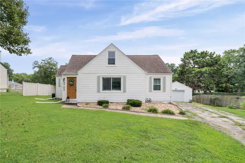 2705 Beverly Circle, Independence, MO 64052 - #1