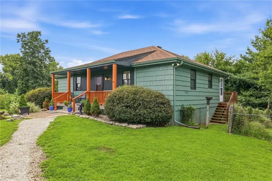 19211 S Beattie Road, Pleasant Hill, MO 64080 - #3