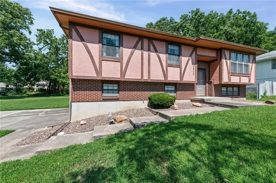 4924 Welborn Lane, Kansas City, KS 66104 - #3