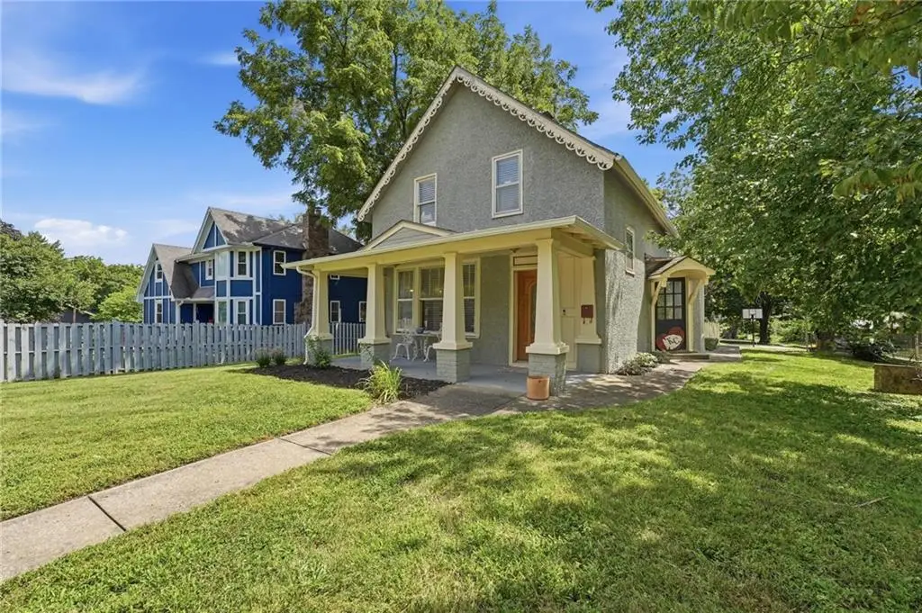 812 Cedar Street, Pleasant Hill, MO 64080 - #1