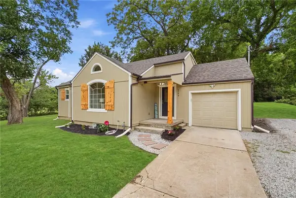9400 Raytown Road, Kansas City, MO 64138