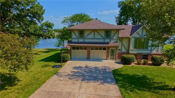 107 Lighthouse Point, Gallatin, MO 64640