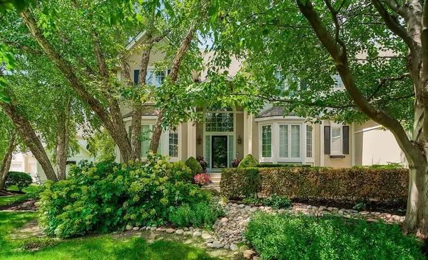13012 Rosehill Street, Overland Park, KS 66213