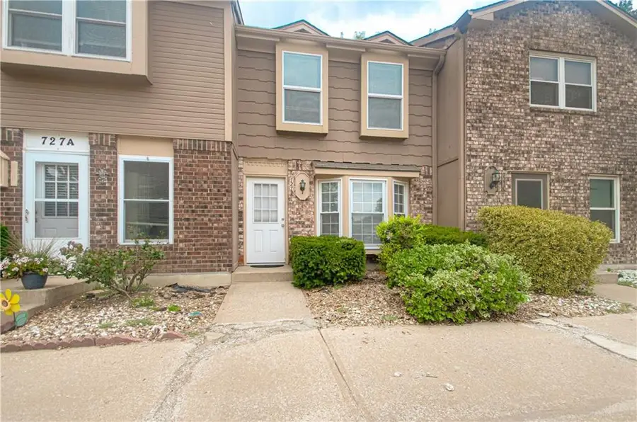 727 SW Liggett Road #B, Blue Springs, MO 64015 - #3