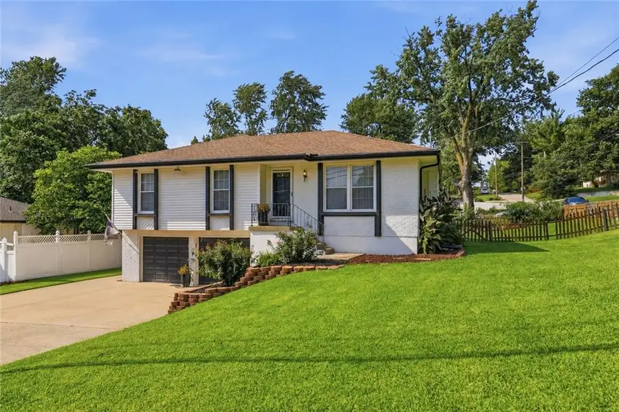 4744 NE 38th Street, Kansas City, MO 64117 - #2