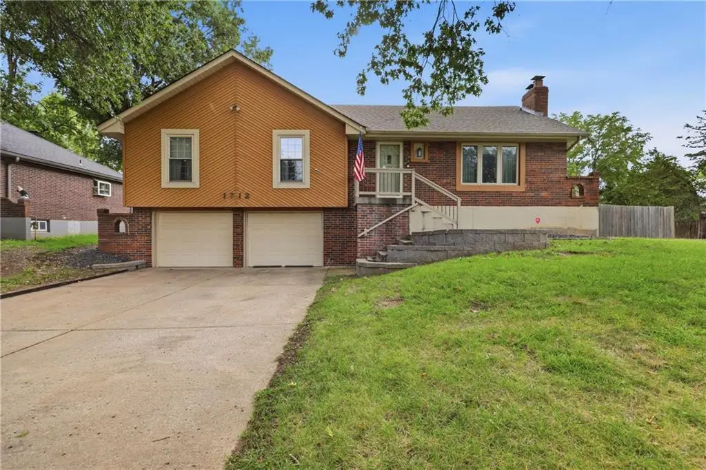 1712 SW 20th Street, Blue Springs, MO 64015 - #1