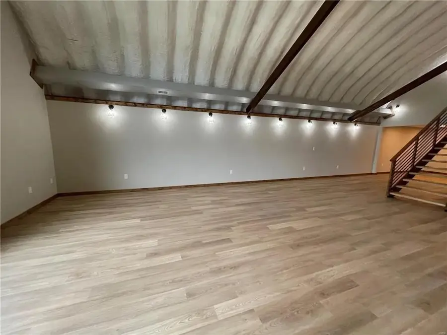 1105 Vine Street, Macon, MO 63552 - #2