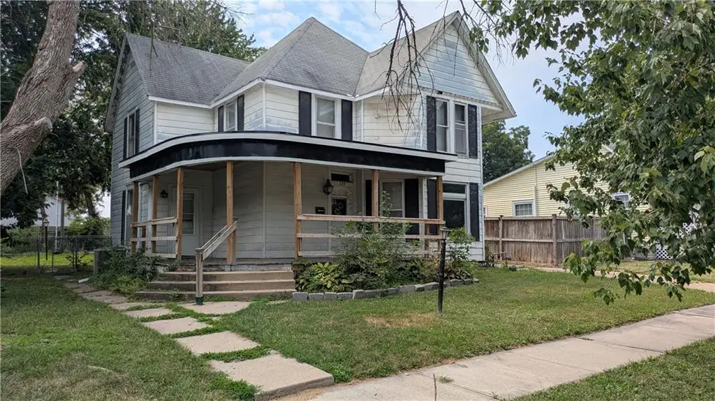820 Vine Street, Chillicothe, MO 64601 - #1