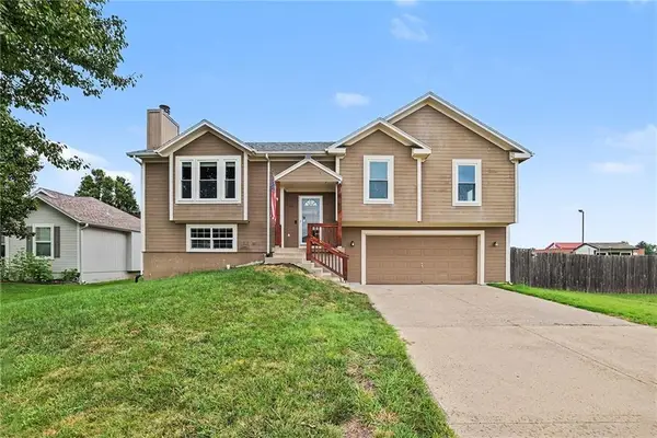 611 W 3rd Terrace, Wellsville, KS 66092