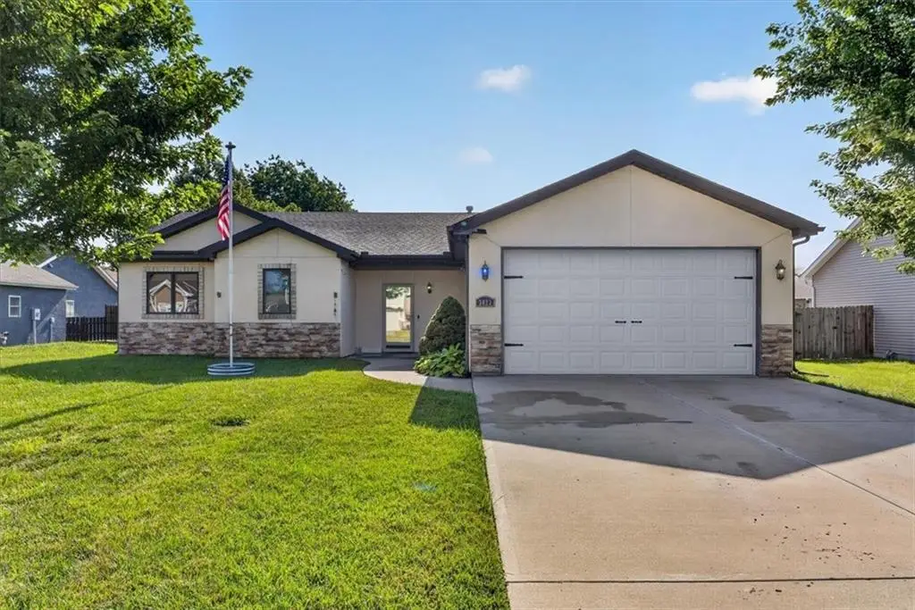3023 N 157th Street, Basehor, KS 66007 - #1